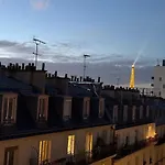 Studio With Eiffel Tower View